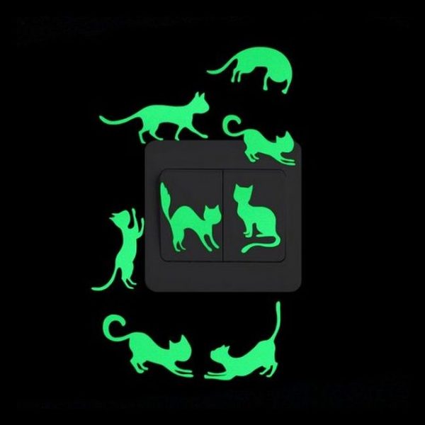 Sticker fosforescent cu pisici, 10x10cm, pentru intrerupator/priza, culoare verde