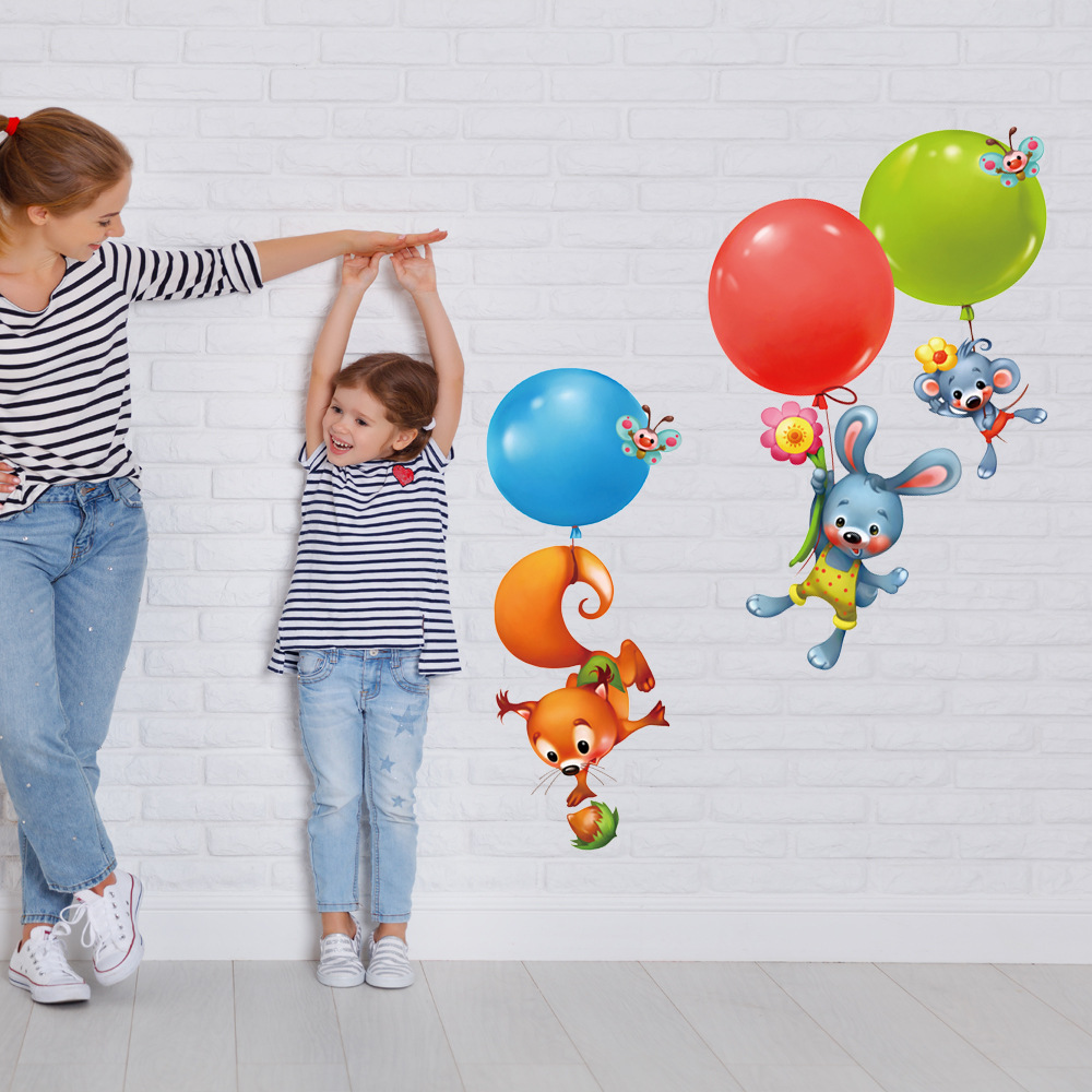 Sticker decorativ 3D pentru camera copiilor cu animalute si baloane colorate, 45x60cm, multicolor - imagine 4