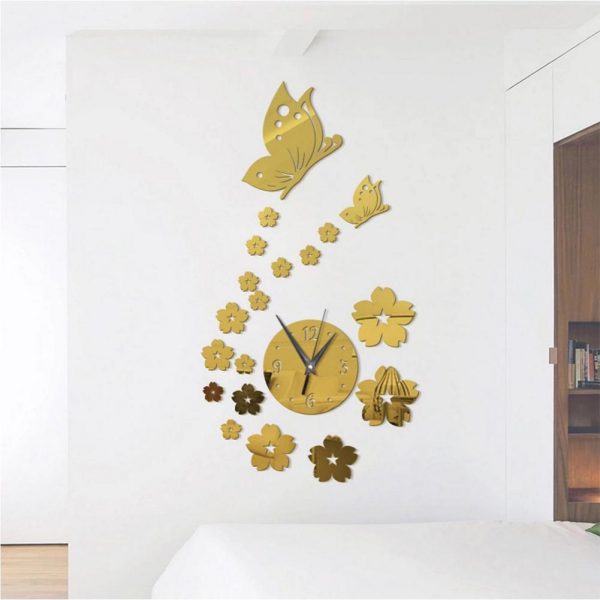 Ceas decorativ 3D oglinda acrilica, Fluturi si flori, dimensisune 35×61 cm, culoare auriu
