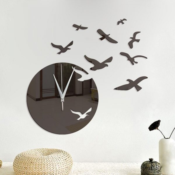 Ceas decorativ  de perete cu pescarusi, oglinda acrilica, 45×43 cm, culoare negru