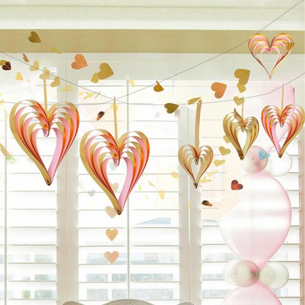 Set 16 Ghirlande decorative suspendate cu inimi, pentru petreceri, botez sau nunti, diverse marimi, auriu/roz