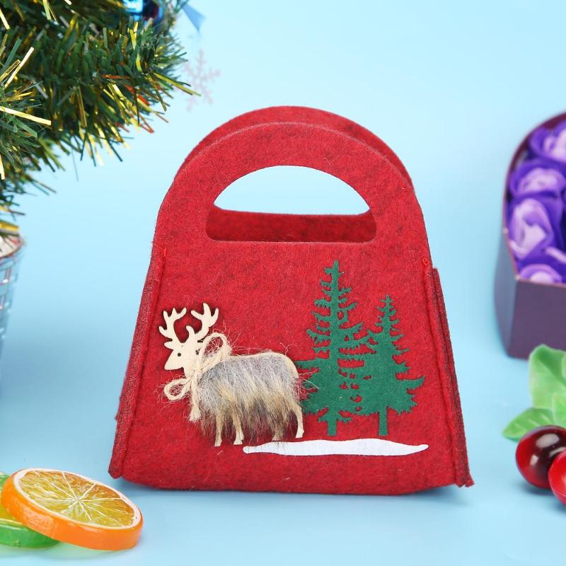 Set 2 pungi cadou pentru Craciun din postav, 16x18 cm, culoare rosu - imagine 3