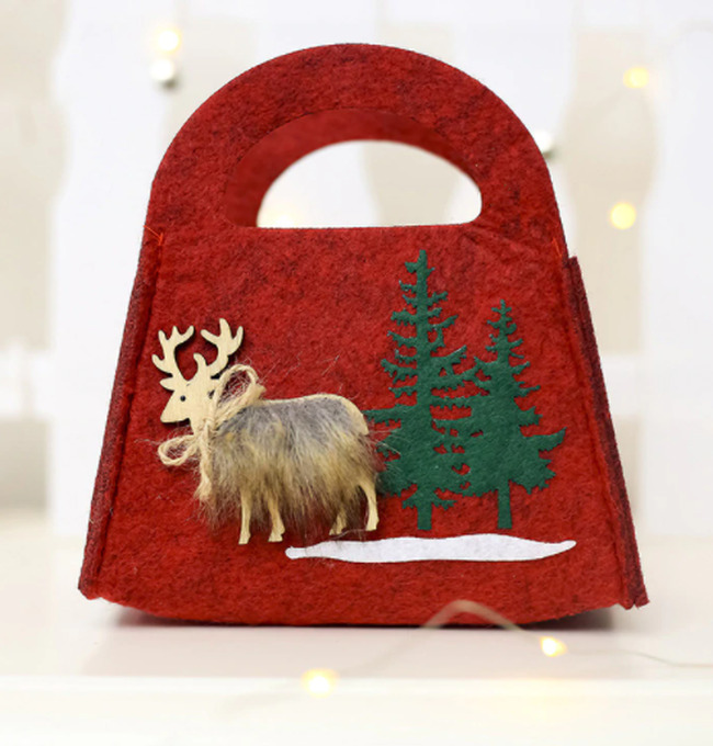 Set 2 pungi cadou pentru Craciun din postav, 16x18 cm, culoare rosu - imagine 4