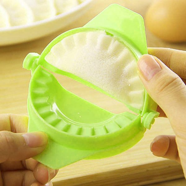Forma din plastic pentru ravioli, 10.5×9 cm, culoare verde